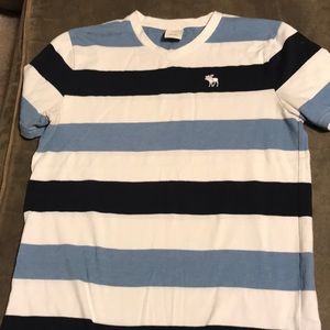 Abercrombie and Fitch v-neck